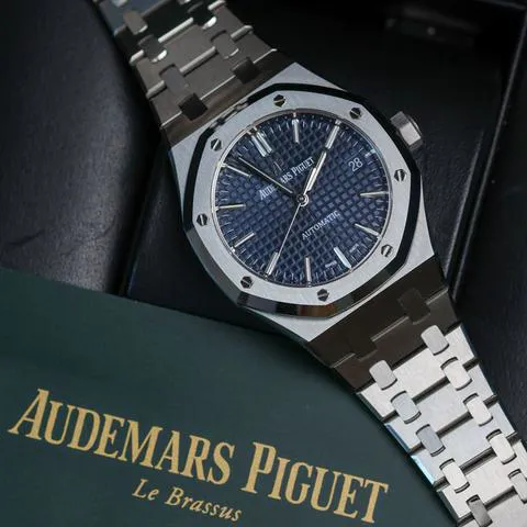 Audemars Piguet Royal Oak 15450ST.OO.1256ST.03 37mm Stainless steel Blue 4