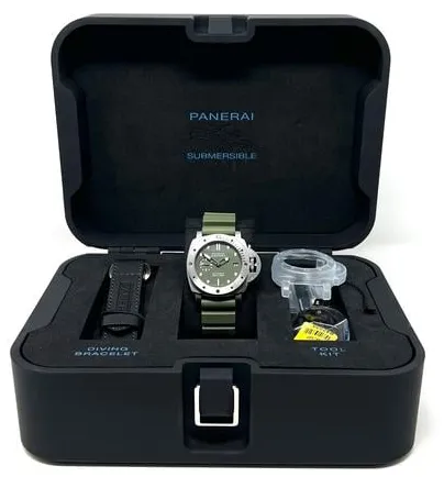 Panerai Submersible PAM 01055 42mm Stainless steel Green 1