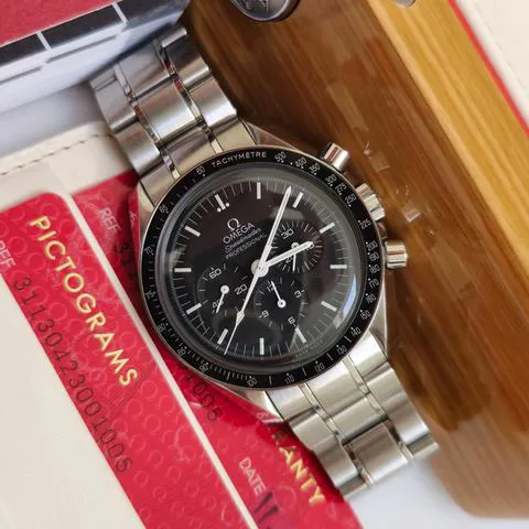 Omega Speedmaster Moon watch 311.30.42.30.01.005 42mm Stainless steel Black