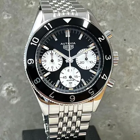 TAG Heuer Autavia CBE2110.BA0687 42mm Stainless steel Black 1