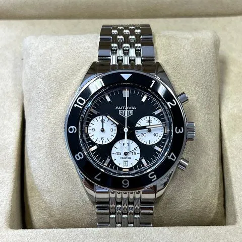 TAG Heuer Autavia CBE2110.BA0687 42mm Stainless steel Black 13