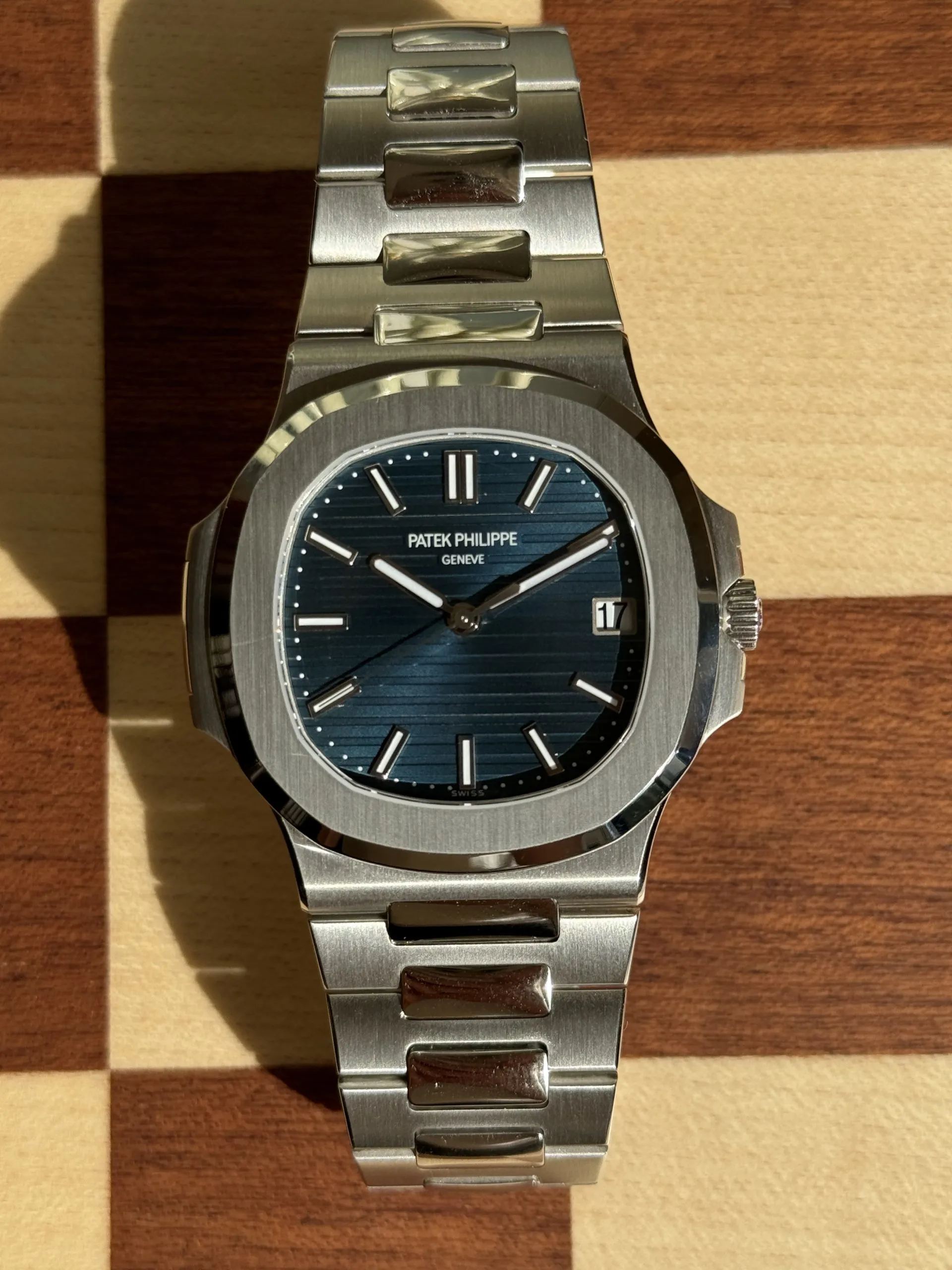 Patek Philippe Nautilus 5711/1P-010 Platinum Blue 3