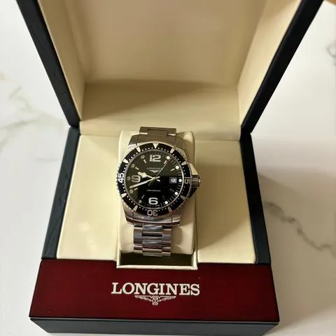Longines HydroConquest L3.740.4.56.6 41mm Stainless steel Black