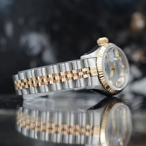 Rolex Lady-Datejust 69173 26mm Yellow gold and stainless steel Silver 3