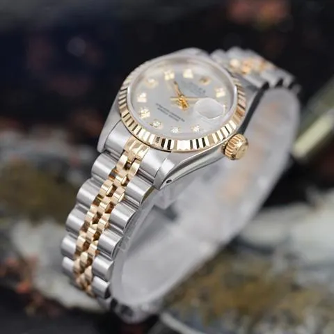 Rolex Lady-Datejust 69173 26mm Yellow gold and stainless steel Silver 4