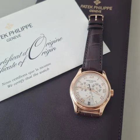 Patek Philippe Annual Calendar 5035R 37mm Rose gold Silver