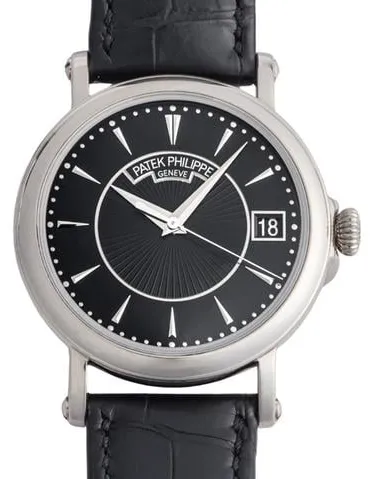 Patek Philippe Calatrava 5153G-001 38mm White gold Black