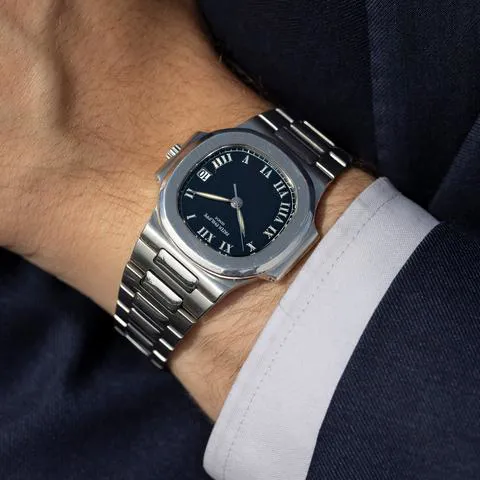 Patek Philippe Nautilus 3800/1A-001 37mm Stainless steel Black 4