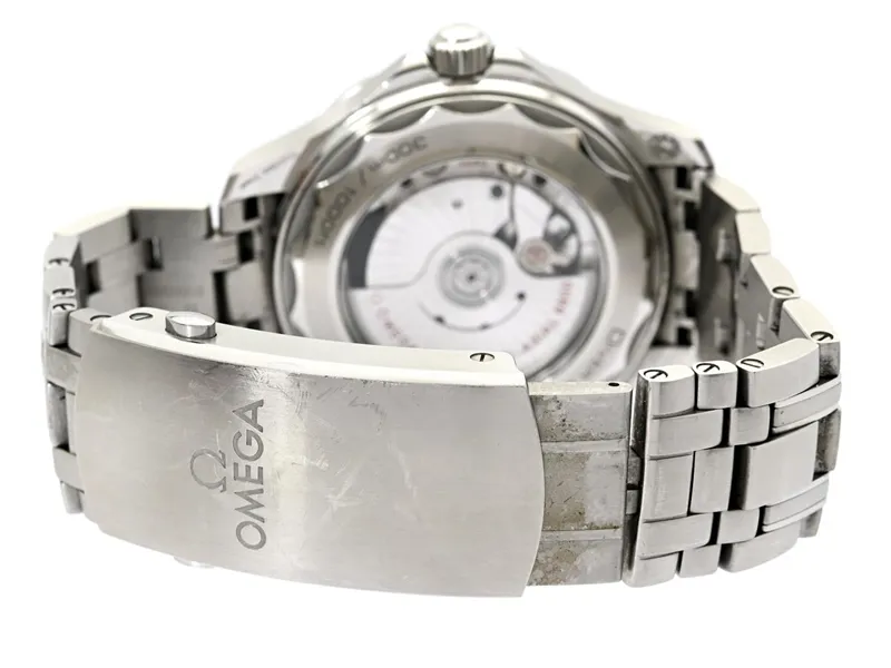 Omega Seamaster Diver 300M 210.30.42.20.04.001 42mm Ceramic and Steel White 3