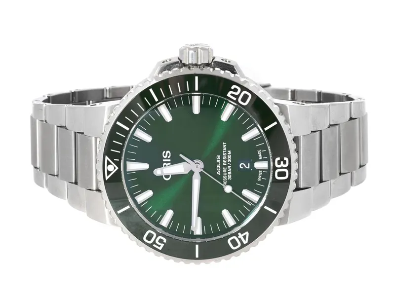 Oris Aquis Date 01 733 7730 4157-07 8 24 05PEB 43.5mm Stainless steel Green