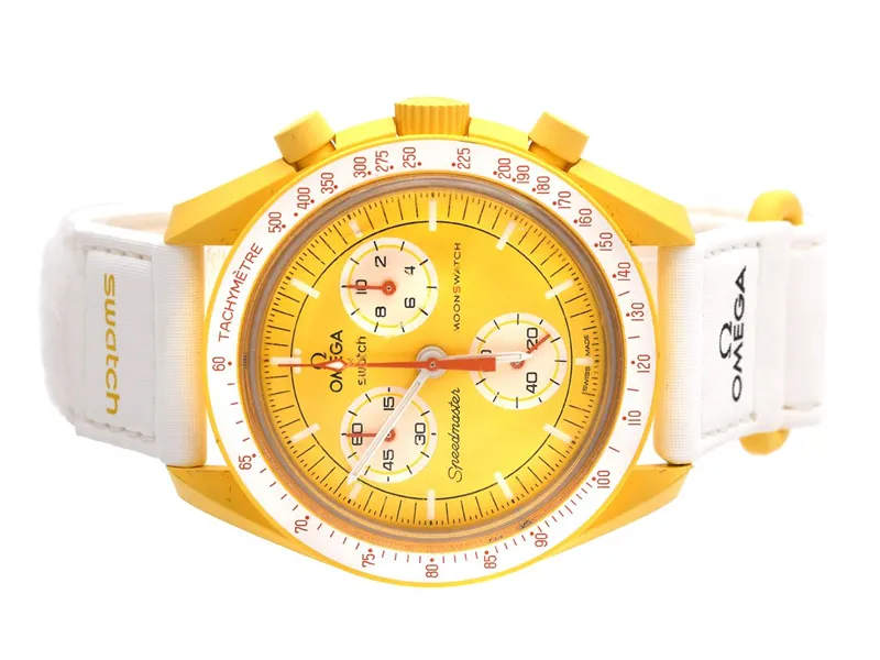 Swatch Moonswatch SO33J100 42mm Bioceramic Yellow