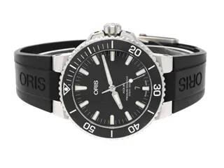 Oris Aquis 01 733 7730 4154-07 4 24 64EB Stainless steel