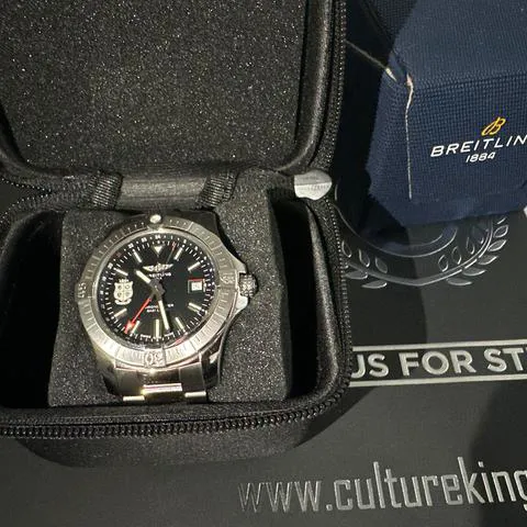 Breitling Avenger A17318101B1A1 43mm Stainless steel Black 1