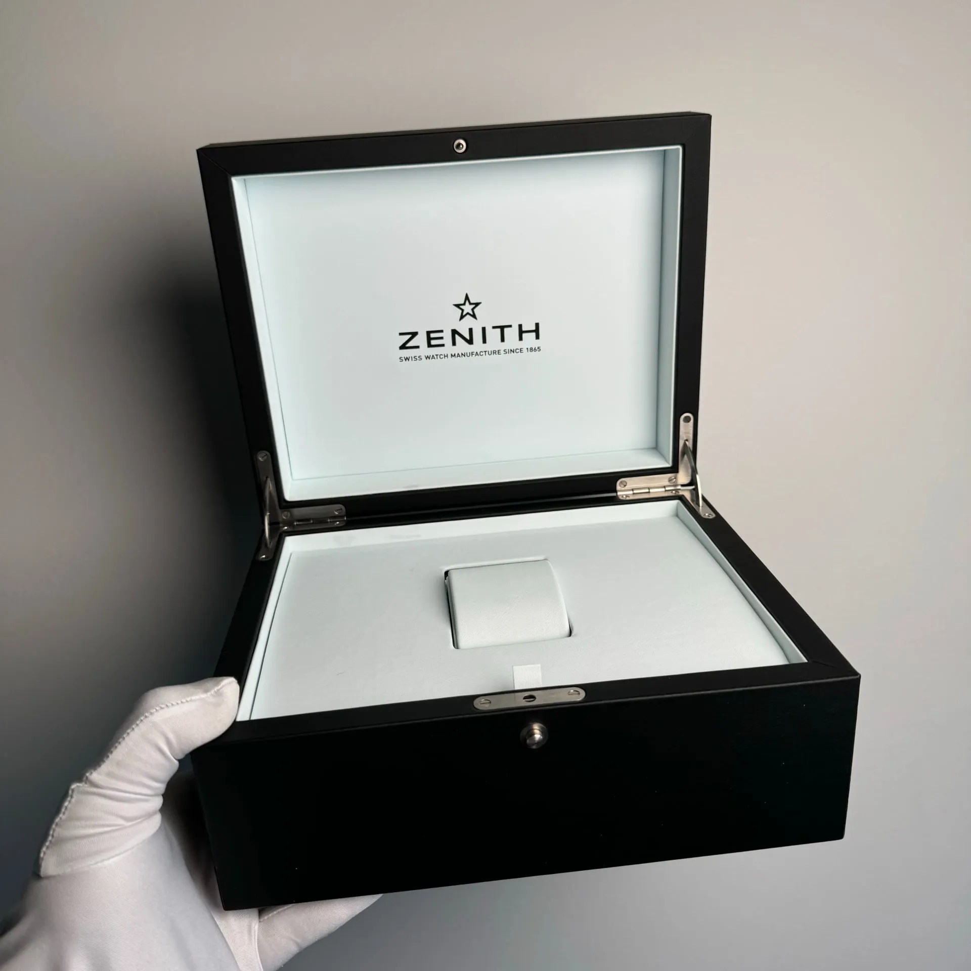 Zenith Defy 49.9000.670/77.R782 41mm Titanium Skeletonized 6