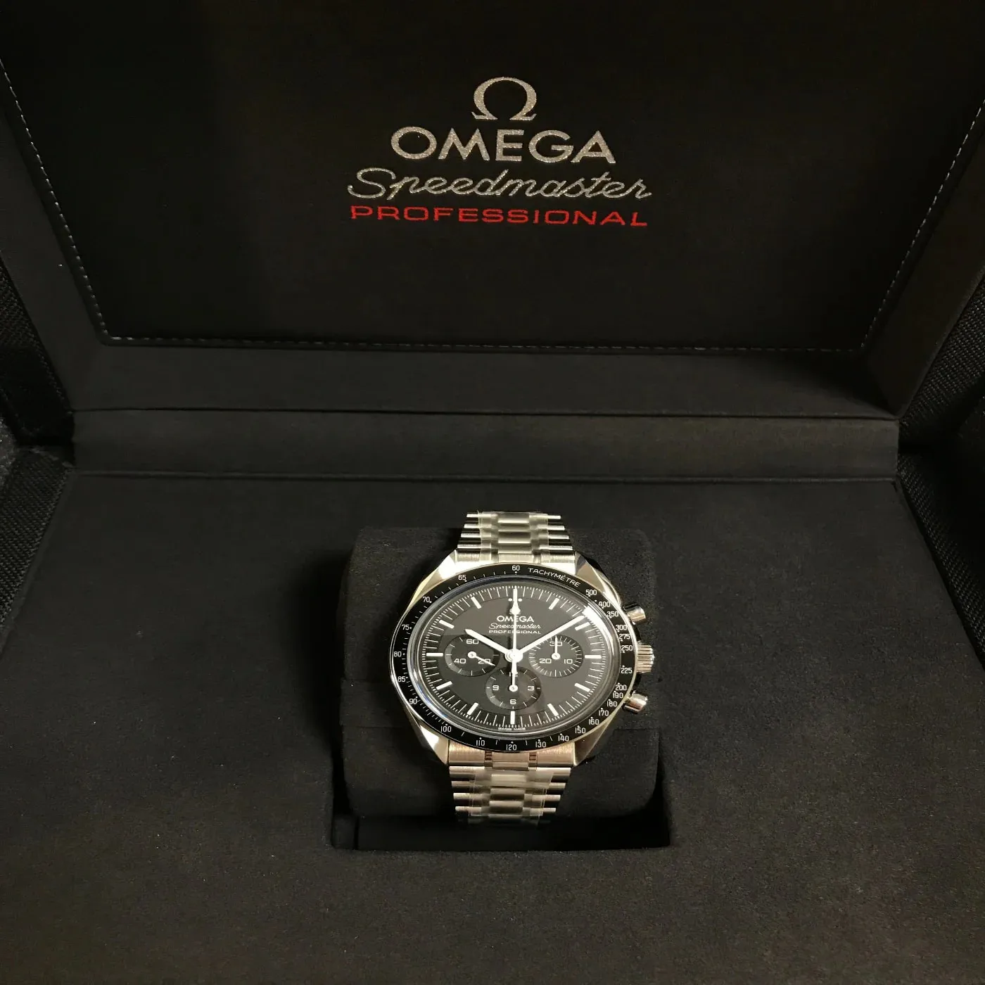 Omega Speedmaster Moon watch 310.30.42.50.01.002 42mm Stainless steel Black 3