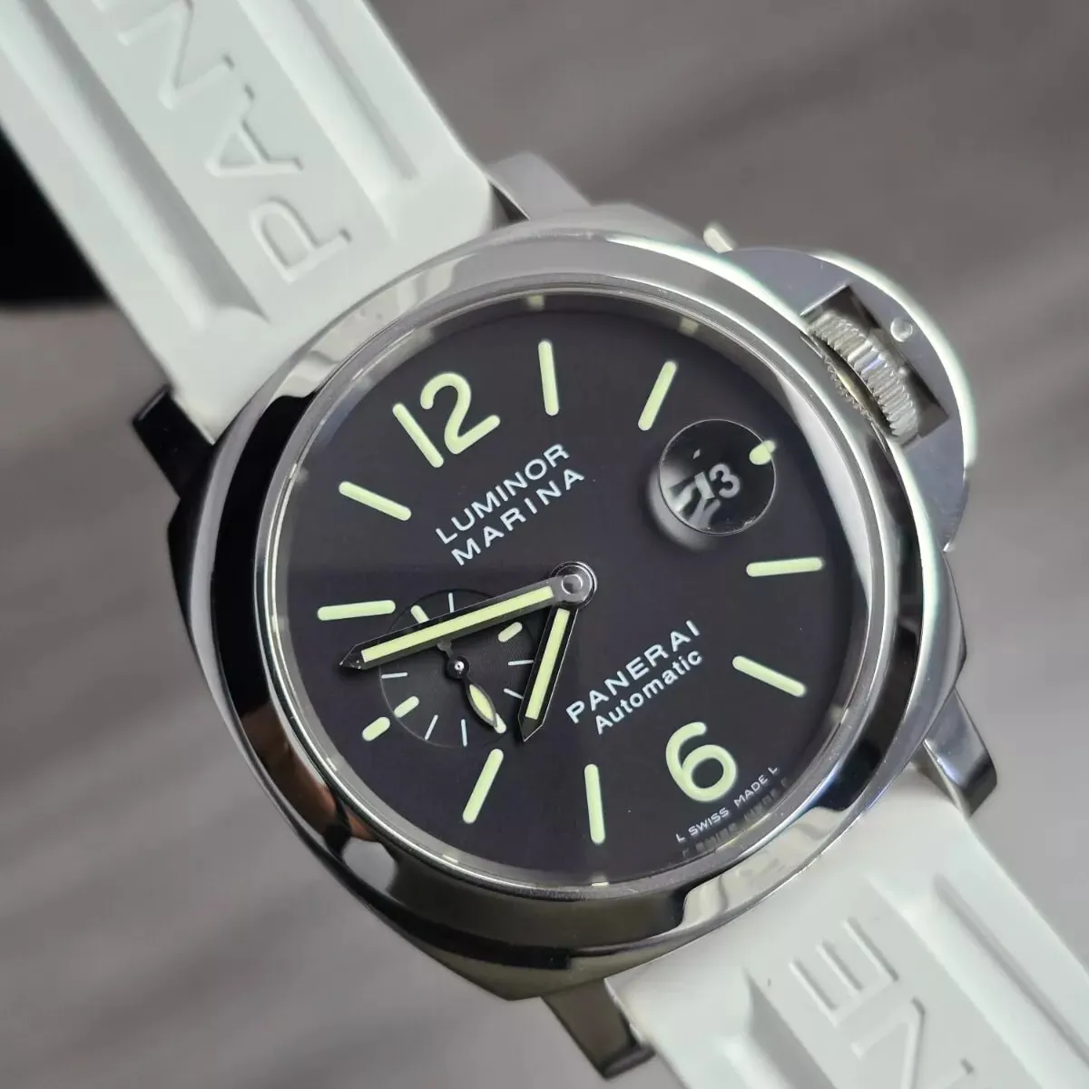 Panerai Luminor PAM 00104 44mm Stainless steel Black