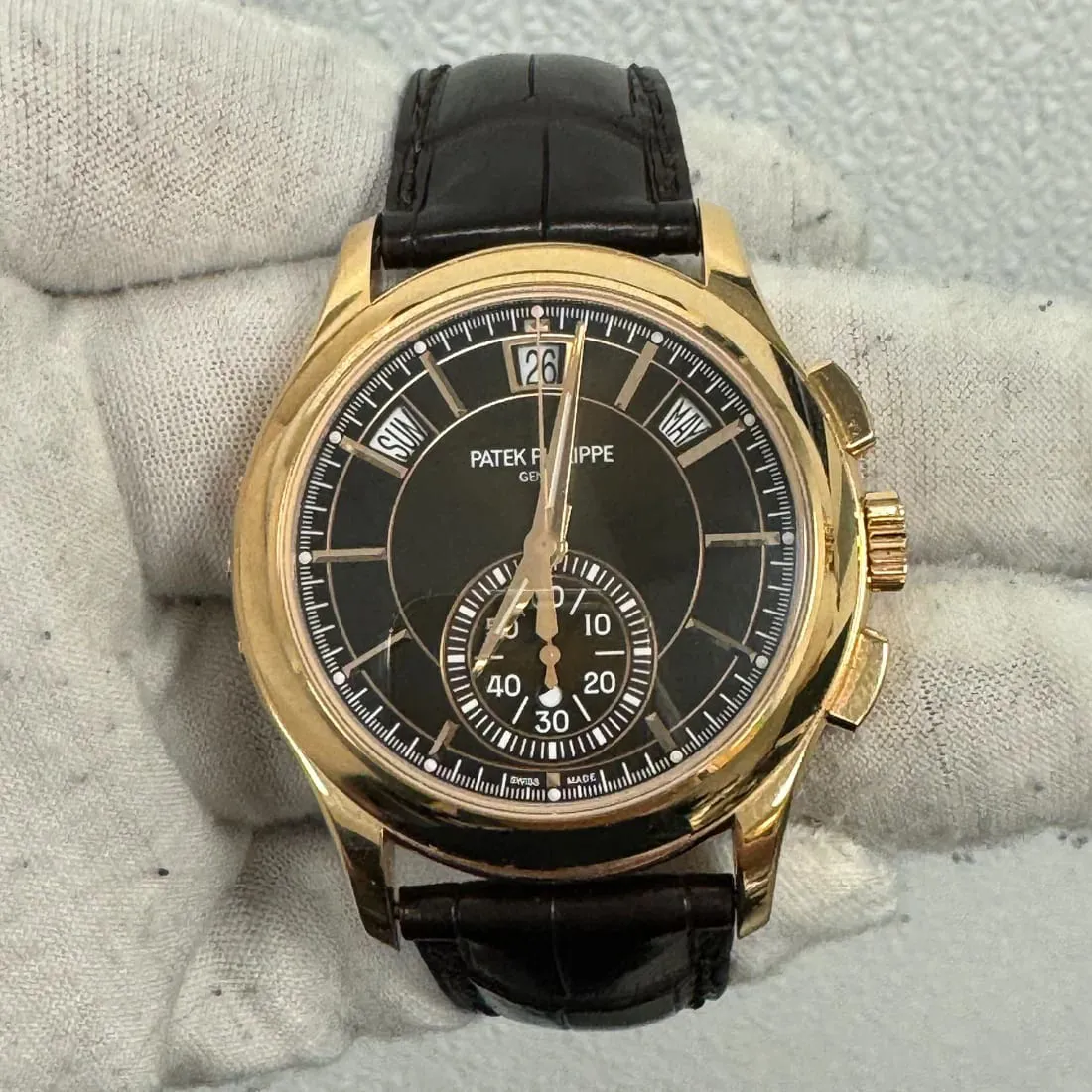 Patek Philippe Annual Calendar Chronograph 5905R-001 42mm Rose gold Brown