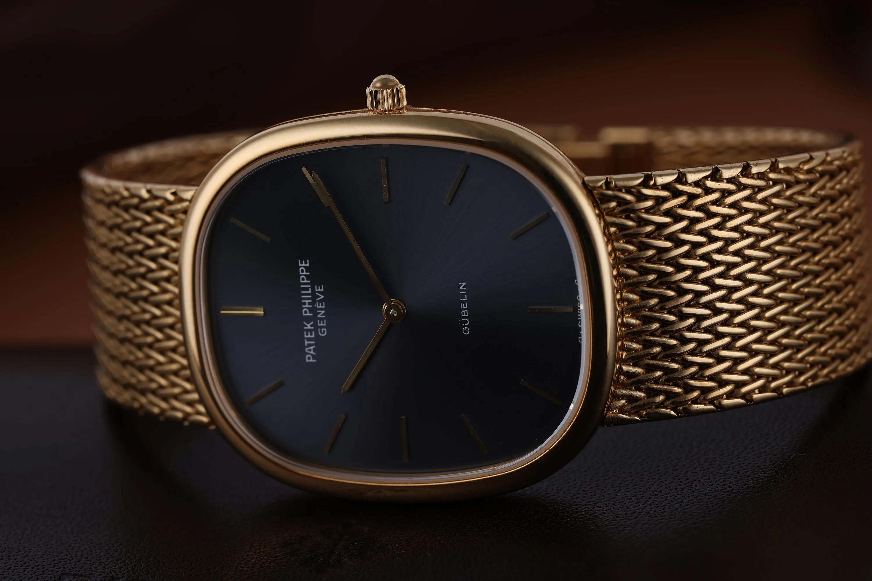 Patek Philippe Ellipse 3738-1 30.5mm Yellow gold Blue 4