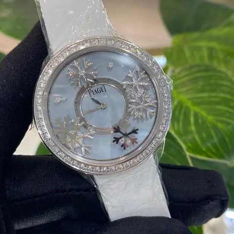 Piaget Limelight G0A36162 39mm White gold Mother-of-pearl