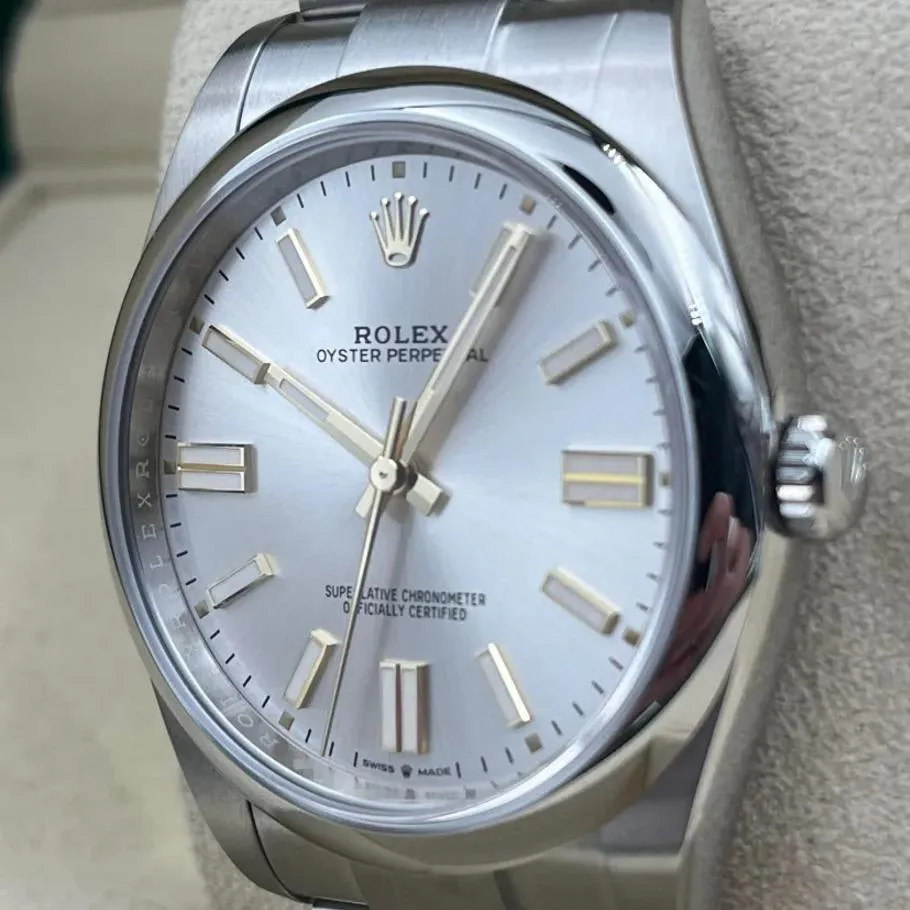 Rolex Oyster Perpetual 124300-0001 41mm Oystersteel Silver 1