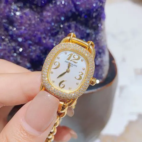 Patek Philippe Golden Ellipse 4831 nullmm Yellow gold Mother-of-pearl 5