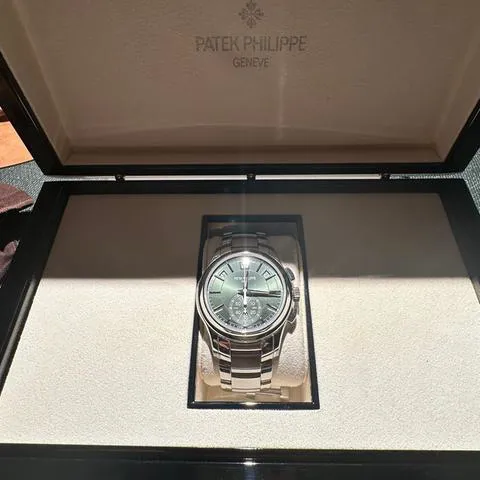 Patek Philippe Annual Calendar Chronograph 5905/1A-001 42mm Stainless steel Green 6