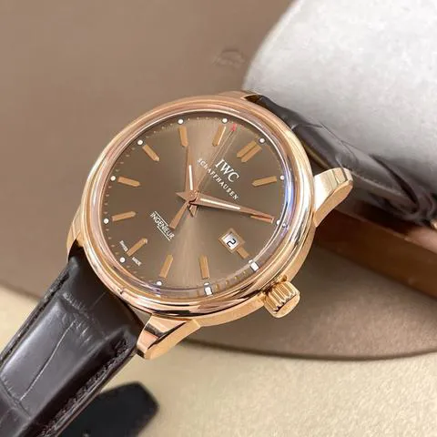 IWC Ingenieur IW323312 42.5mm Rose gold Brown