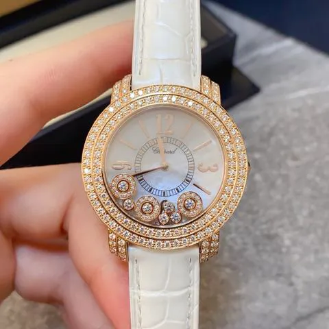 Chopard Happy Diamonds 37mm Rose gold Mother-of-pearl