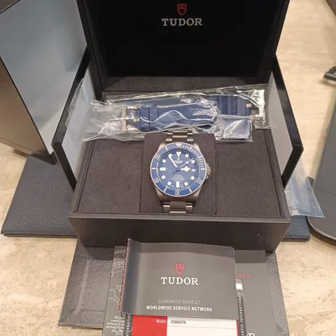 Tudor Pelagos 25600TB 42mm Titanium Blue 1