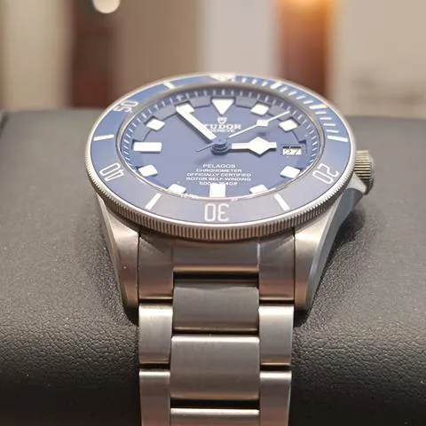 Tudor Pelagos 25600TB 42mm Titanium Blue 6