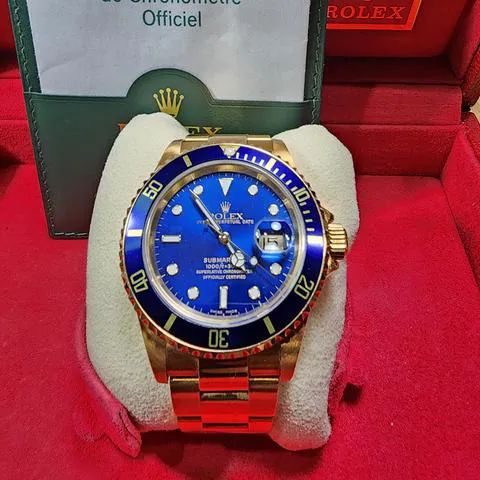 Rolex Submariner 16618 40mm Yellow gold Blue 3