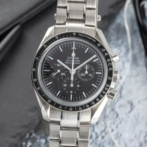 Omega Speedmaster Moon watch 311.30.42.30.01.006 42mm Stainless steel