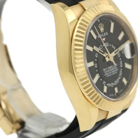 Rolex Sky-Dweller 326238 42mm Yellow gold Black 4