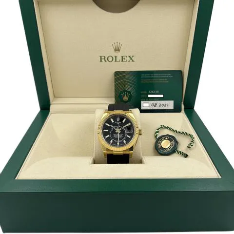 Rolex Sky-Dweller 326238 42mm Yellow gold Black 8