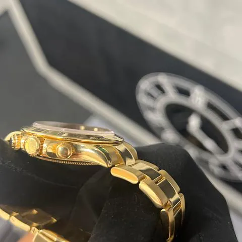 Rolex Daytona 116528 40mm Yellow gold Black 7