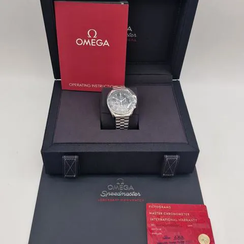 Omega Speedmaster Moon watch 310.30.42.50.01.001 42mm Stainless steel 9