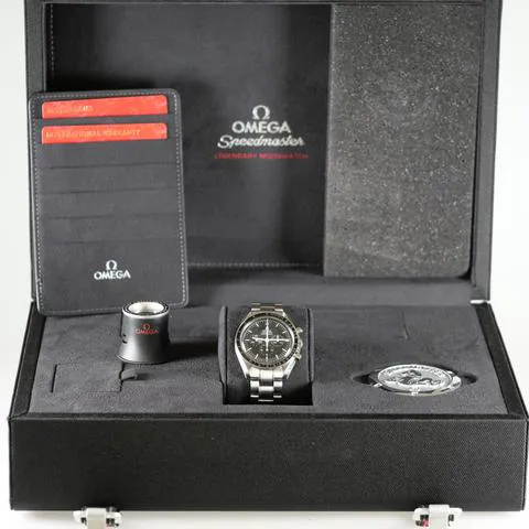 Omega Speedmaster Moon watch 311.30.42.30.01.005 42mm Stainless steel Black 9