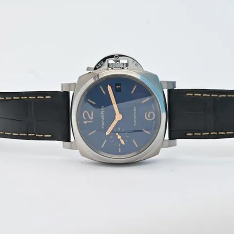 Panerai Luminor Due PAM 00926 38mm Titanium Blue 5