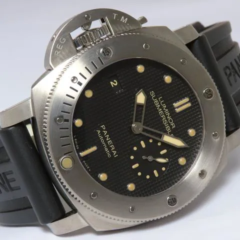 Panerai Submersible PAM 00569 47mm Titanium Black 5