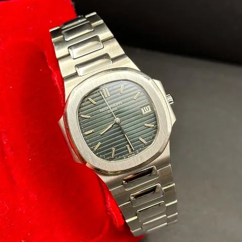 Patek Philippe Nautilus 3900/1 33mm Stainless steel Blue 5