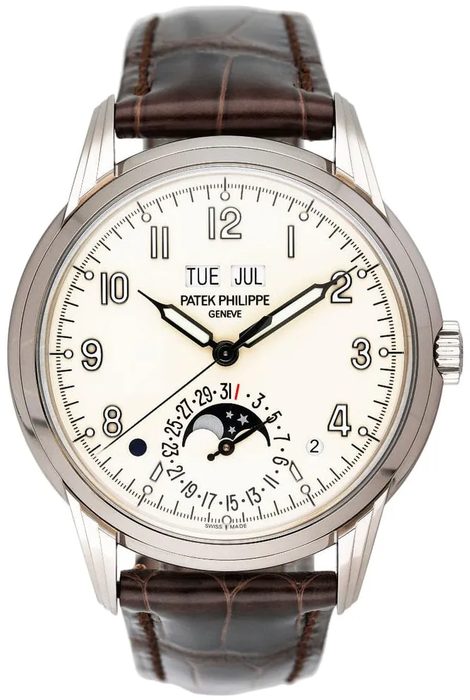 Patek Philippe Perpetual Calendar 5320G-001 40mm White gold Cream