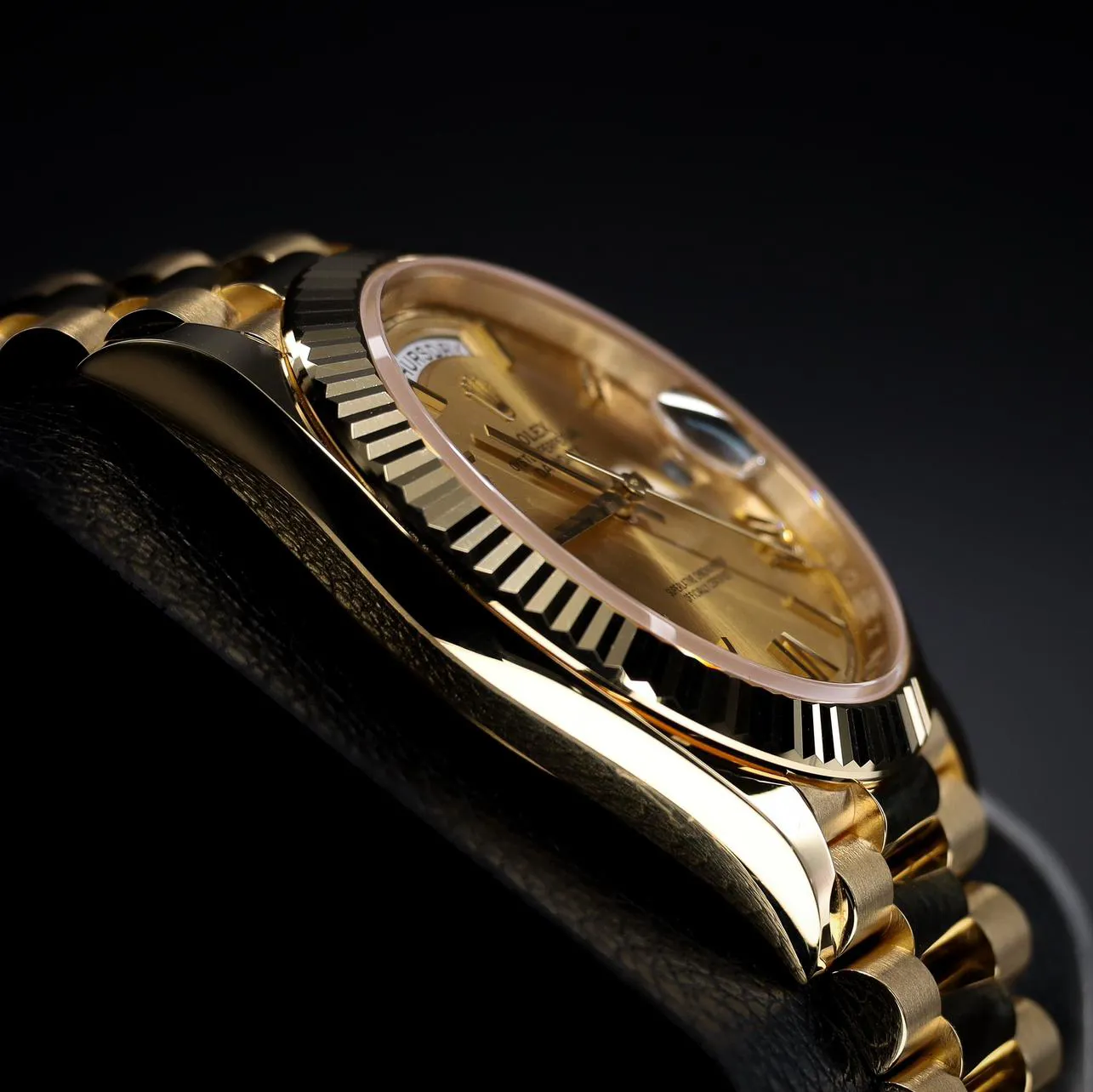 Rolex Day-Date 40 228238-0006 40mm 18k yellow gold Golden 2