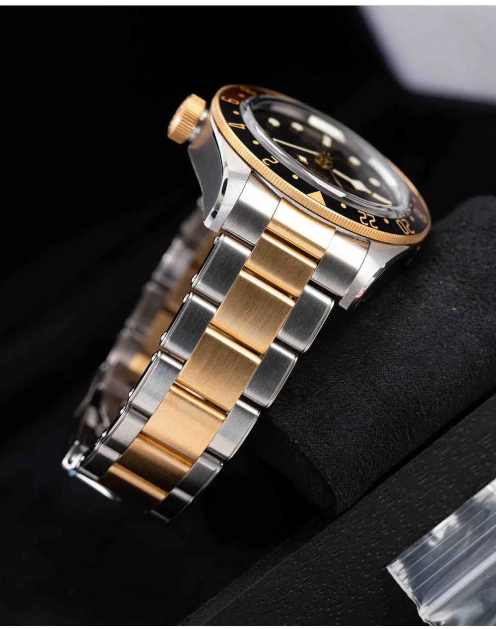 Tudor Black Bay GMT 79833MN 41mm Steel & rose gold Black 12