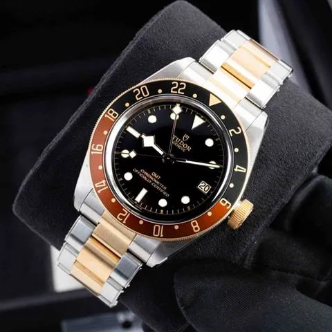 Tudor Black Bay GMT 79833MN 41mm Yellow gold and stainless steel Black 14