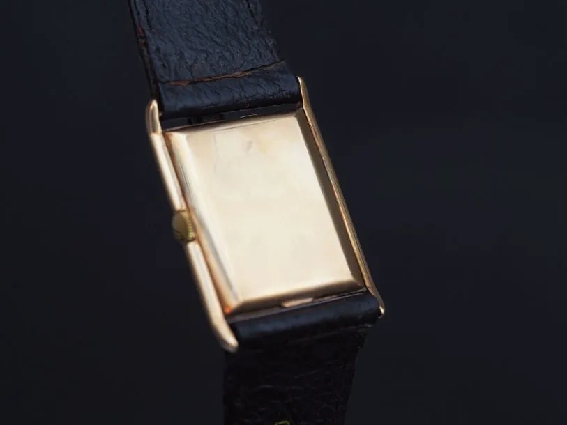 Universal Genève 26.5mm Yellow gold Black 6