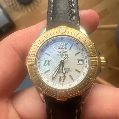 Breitling Chronomat D71365 31mm Yellow gold and stainless steel Mother-of-pearl 5