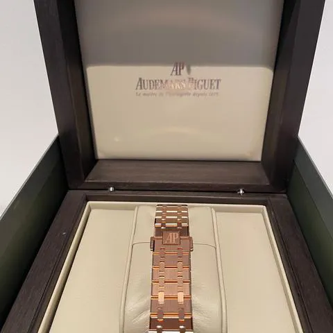 Audemars Piguet Royal Oak 15300OR.OO.D088CR.02 39mm Rose gold Silver 5