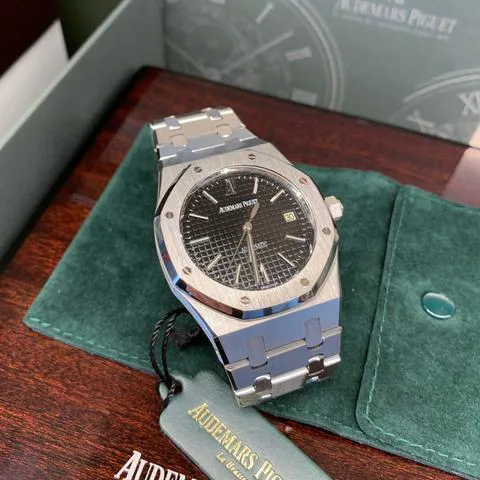 Audemars Piguet Royal Oak 15300ST.OO.1220ST.03 39mm Stainless steel Black 7