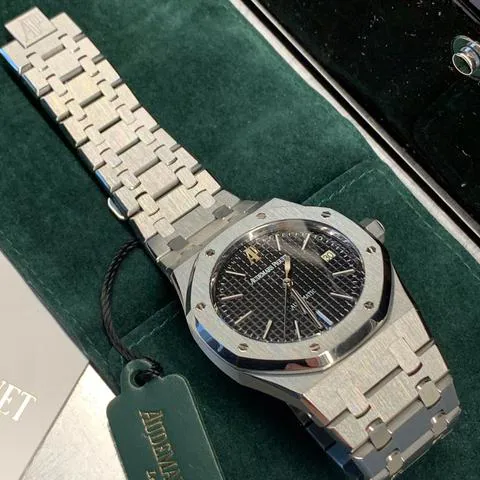 Audemars Piguet Royal Oak 15300ST.OO.1220ST.03 39mm Stainless steel Black 1