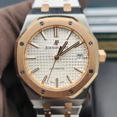 Audemars Piguet Royal Oak 15450SR.OO.1256SR.01 37mm Yellow gold and Stainless steel Silver